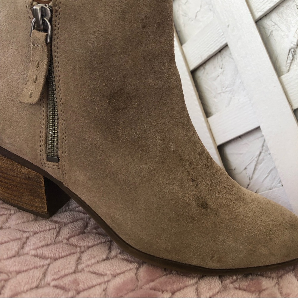 Frye Judith Zip Bootie Ankle Boots Beige ASH Suede - Picture 7 of 14
